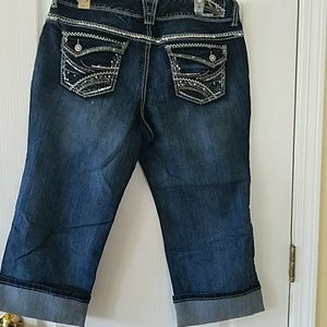 NWT Maurices Capri 13/14